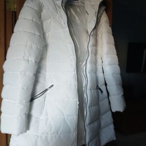 Laundry By Shelli Segal White Puffer Coat